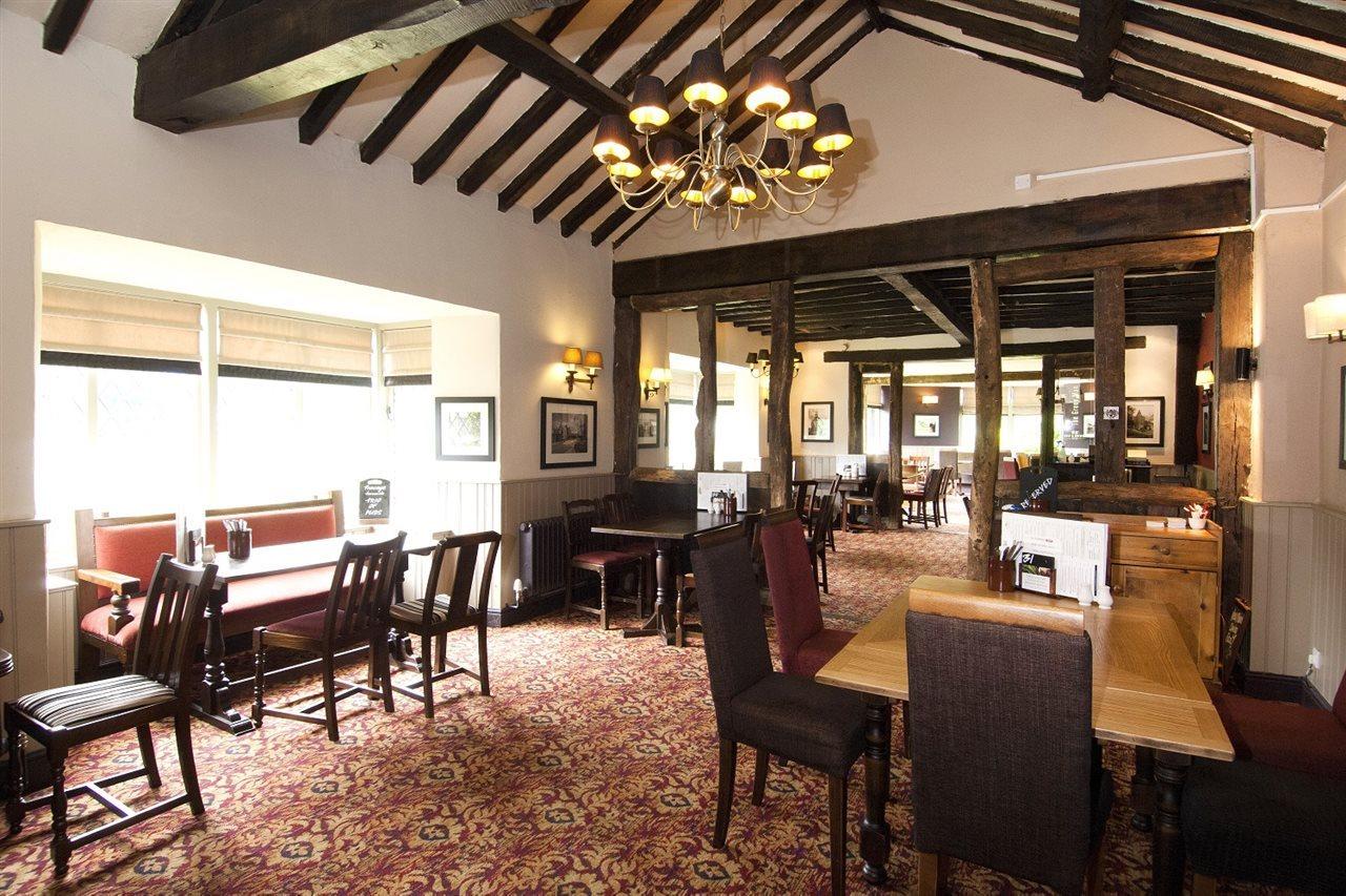 Premier Inn Premier Inn Silverstone Syresham Экстерьер фото