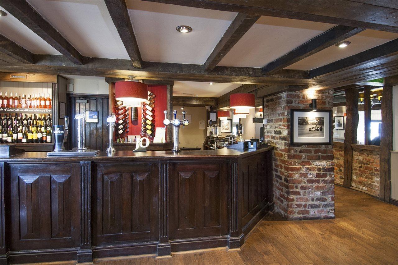 Premier Inn Premier Inn Silverstone Syresham Экстерьер фото