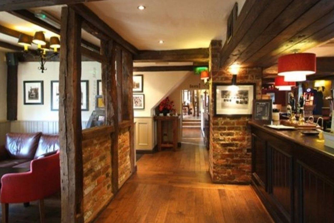Premier Inn Premier Inn Silverstone Syresham Экстерьер фото