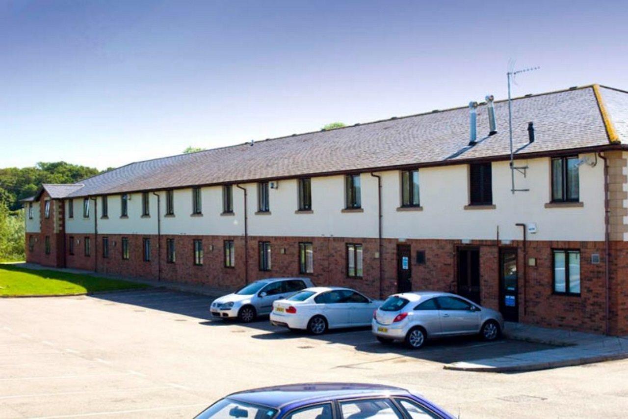 Premier Inn Premier Inn Silverstone Syresham Экстерьер фото